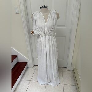 NWT Wayan Elegant White Maxi Dress beach cover up